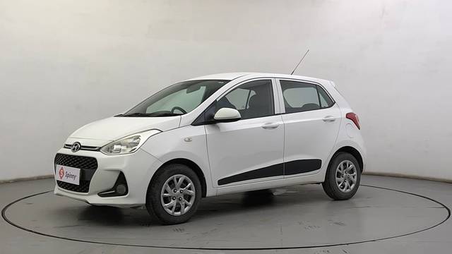 https://images10.gaadi.com/usedcar_image/4528814/original/e9ee1df794568dc1a97a696ba0950eac.JPG?imwidth=6400