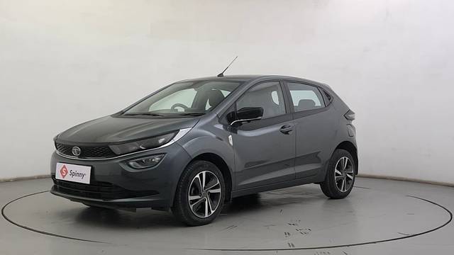 https://images10.gaadi.com/usedcar_image/4528820/original/391604319cc6d6f95d2ef9bb4c5c9a32.JPG?imwidth=6400