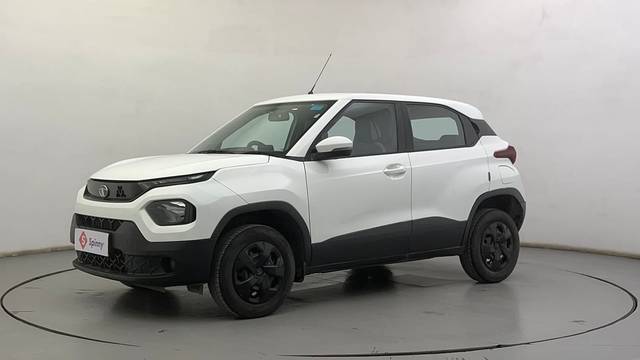https://images10.gaadi.com/usedcar_image/4528827/original/f2b82fe7869f5daa289d7dfc8597804f.JPG?imwidth=6400
