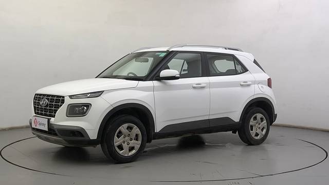 https://images10.gaadi.com/usedcar_image/4528828/original/c162a358c0915659b9e5cd4f03d9ae1c.JPG?imwidth=6400