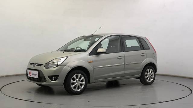 https://images10.gaadi.com/usedcar_image/4528882/original/290e4e9eedeb6838075f8231eefda6b2.JPG?imwidth=6400
