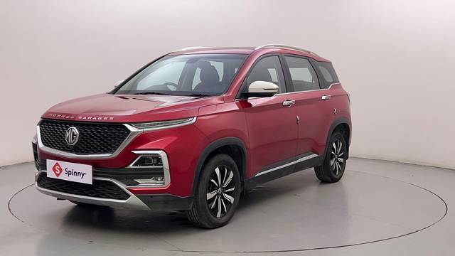 https://images10.gaadi.com/usedcar_image/4528889/original/037cc275bec4094a03dd0bf257920b76.JPG?imwidth=6400