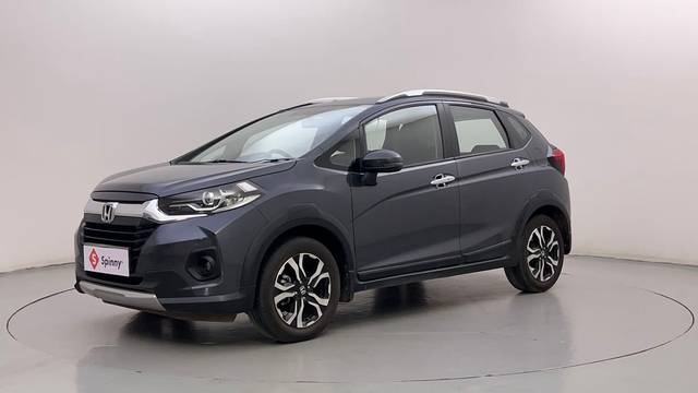 https://images10.gaadi.com/usedcar_image/4528897/original/0e0966f82dccefaeaab0c12ee5b336fa.JPG?imwidth=6400