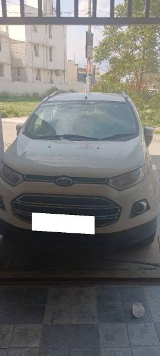 https://images10.gaadi.com/usedcar_image/4528898/original/processed_880c5d3d-17c2-43da-a4ef-e2d75ba2003d.jpg?imwidth=6400