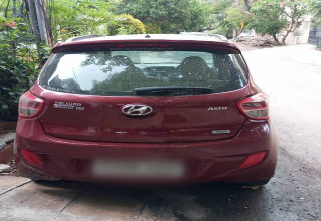 https://images10.gaadi.com/usedcar_image/4528920/original/a62262e4-a3c0-4229-9738-aa651cea9dae.?imwidth=6401