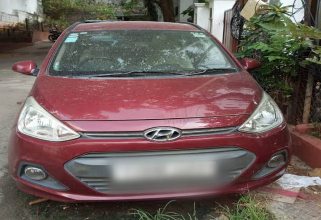 https://images10.gaadi.com/usedcar_image/4528920/original/b2720414-c5c9-489f-ba55-dff09155f6af.?imwidth=6400