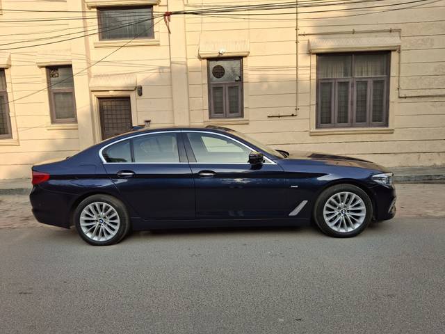 https://images10.gaadi.com/usedcar_image/4528923/original/0dec34dad7d7755f5e594d0d2d4a0bee.jpg?imwidth=6401