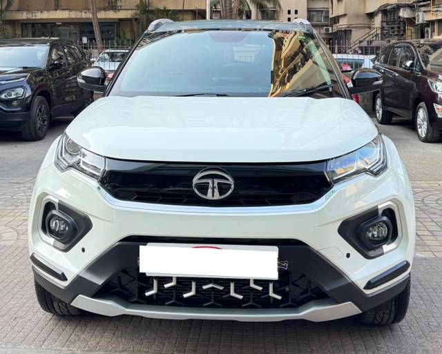 https://images10.gaadi.com/usedcar_image/4528924/original/processed_ec1ddf5af26cda3e890935af9b7dce05.jpg?imwidth=6400