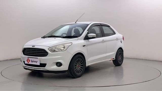 https://images10.gaadi.com/usedcar_image/4528930/original/452093e819786ac7c8e5006558f7dc34.JPG?imwidth=6400