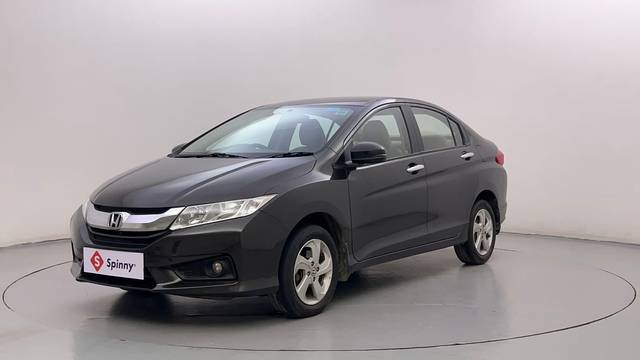 https://images10.gaadi.com/usedcar_image/4528963/original/4bbe2dfc9080fdb1d8b9859df902101c.JPG?imwidth=6400
