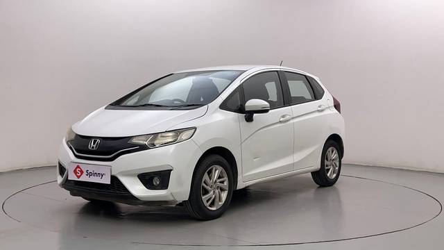 https://images10.gaadi.com/usedcar_image/4528991/original/4412916b478315d0cbe5e33b0ce5d7c3.JPG?imwidth=6400