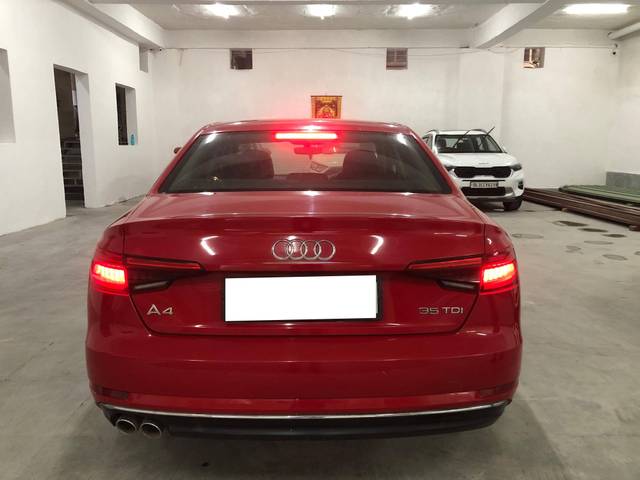 https://images10.gaadi.com/usedcar_image/4528993/original/processed_a8324ef4376532e9a8093a8ce066fa7d.jpg?imwidth=6401