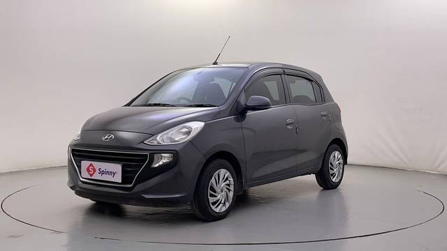 https://images10.gaadi.com/usedcar_image/4529001/original/96ae411fdcfa037bb2ba3d9697306ac5.JPG?imwidth=6400