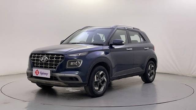 https://images10.gaadi.com/usedcar_image/4529002/original/61557082d2f71a5f5e36e157eee1d7d5.JPG?imwidth=6400