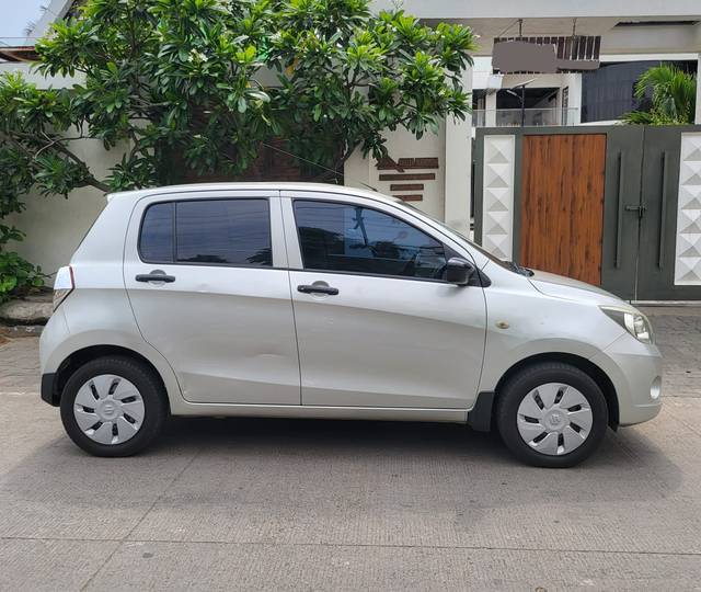 https://images10.gaadi.com/usedcar_image/4529096/original/ada59ef9f4c50bee6a542dbf270a3a69.jpg?imwidth=6401