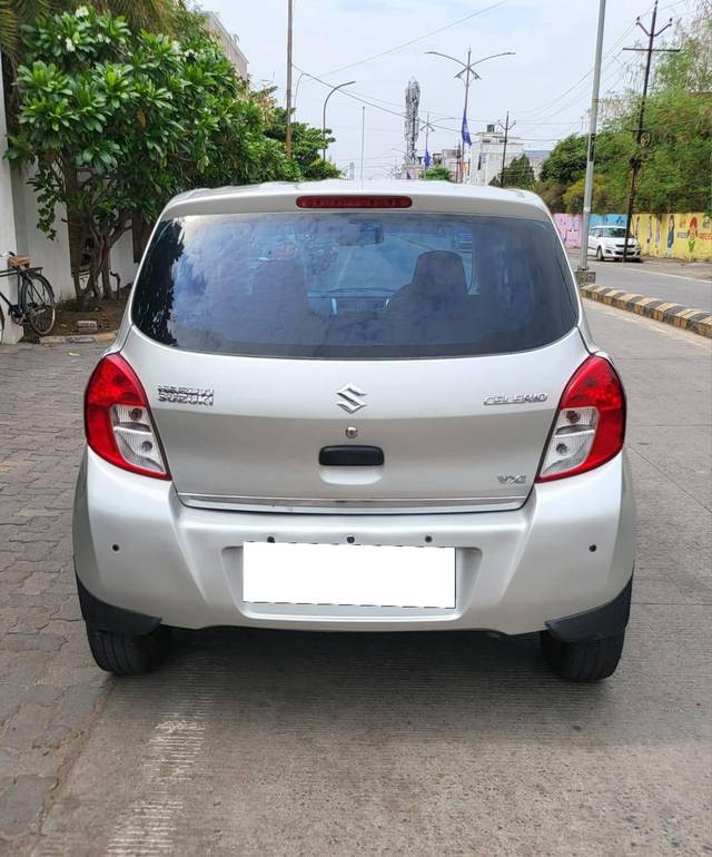 https://images10.gaadi.com/usedcar_image/4529096/original/processed_05e79d7484a68ba47030878efcac11b1.jpg?imwidth=6402