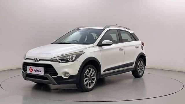 https://images10.gaadi.com/usedcar_image/4529100/original/c8786c2f260568649e5d447587302715.JPG?imwidth=6400