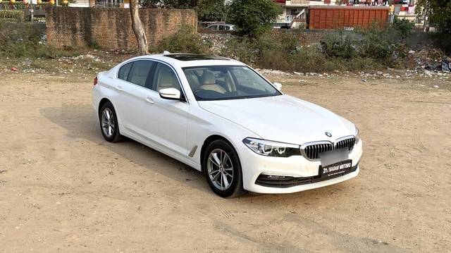 https://images10.gaadi.com/usedcar_image/4529104/original/processed_4722ecbe80bb646e627ca1af8bb6489a.jpg?imwidth=6400