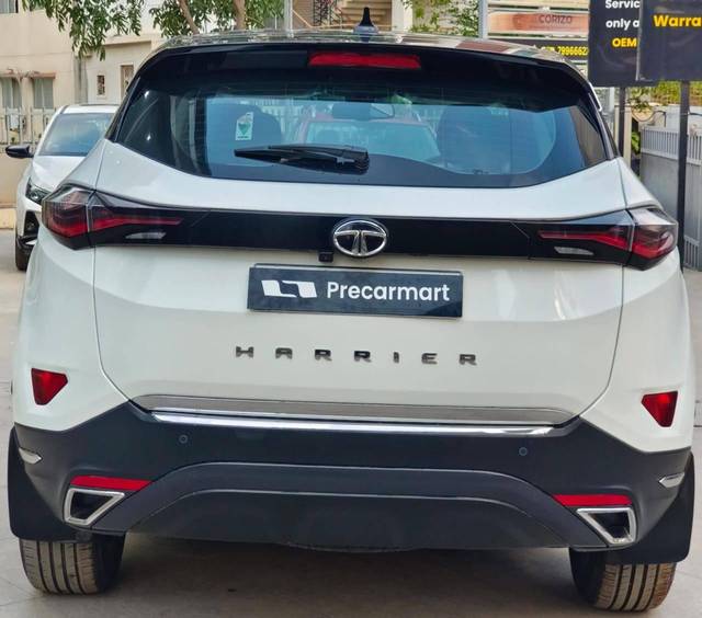 https://images10.gaadi.com/usedcar_image/4529106/original/processed_52a3a6fe682105527a96aa550d2b8bf2.jpeg?imwidth=6402