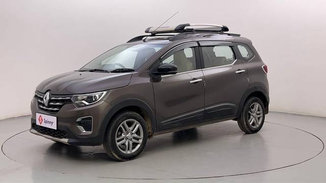 https://images10.gaadi.com/usedcar_image/4529112/original/33b98a47f242d4bc7d38b0235ba9695d.JPG?imwidth=6400