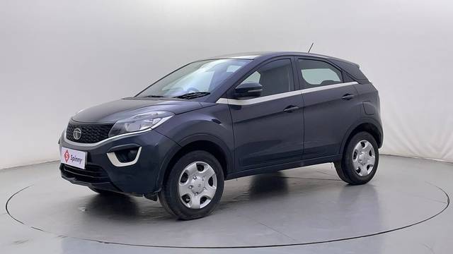 https://images10.gaadi.com/usedcar_image/4529117/original/bf2ab87c89bc26b15f65f2f1843d5c33.JPG?imwidth=6400