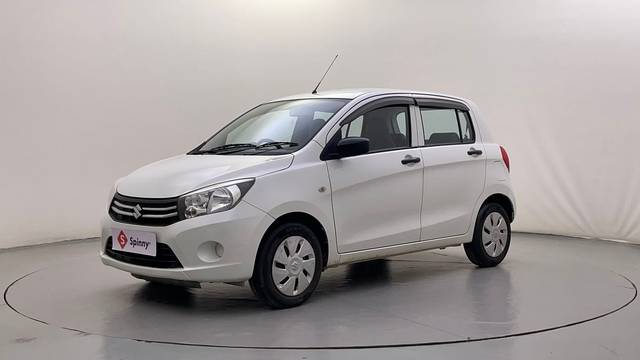 https://images10.gaadi.com/usedcar_image/4529213/original/8480e5ae83ddb8816602c588c14fd1a5.JPG?imwidth=6400