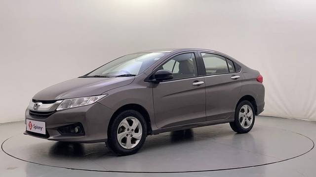 https://images10.gaadi.com/usedcar_image/4529216/original/e837c6735c839bdadd0a902bc2d5feec.JPG?imwidth=6400