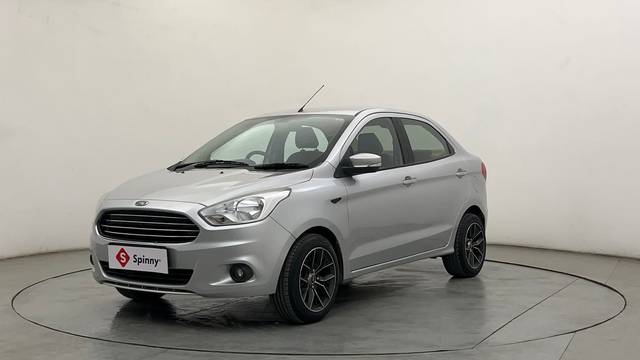 https://images10.gaadi.com/usedcar_image/4529230/original/bc8b897db182e4fcefe6da3d24b7228a.JPG?imwidth=6400