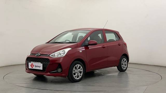 https://images10.gaadi.com/usedcar_image/4529264/original/73f4f721a2f9d1c9b244a6976bac305b.JPG?imwidth=6400