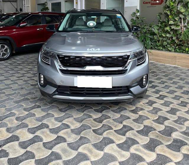https://images10.gaadi.com/usedcar_image/4529298/original/processed_1965df4d9a890f5b47928afc213c9aa3.jpg?imwidth=6400