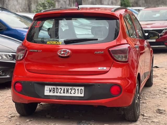 https://images10.gaadi.com/usedcar_image/4529337/original/processed_bea1362dc843122a6559ab5e3dc17b15.jpg?imwidth=6401