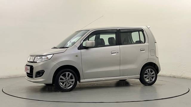https://images10.gaadi.com/usedcar_image/4529351/original/01f4fc414132f6c3d6c4c6afae00a43c.JPG?imwidth=6400