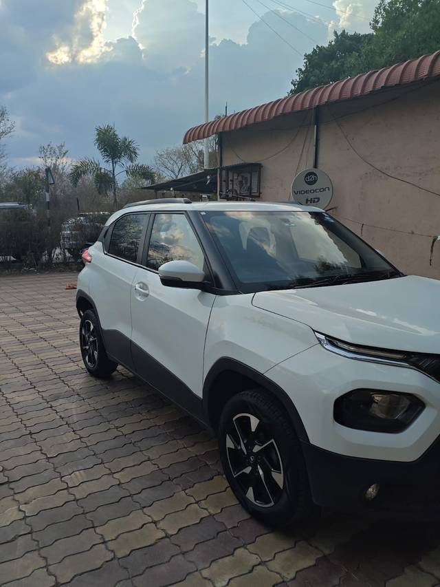https://images10.gaadi.com/usedcar_image/4529386/original/78389ebb-e472-45f2-ab8c-917cf8ff49c5.jpg?imwidth=6401