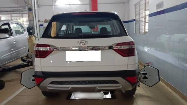 https://images10.gaadi.com/usedcar_image/4529394/original/processed_1fdb752f-85ec-48db-b760-34e5d29dfc89.jpeg?imwidth=6400