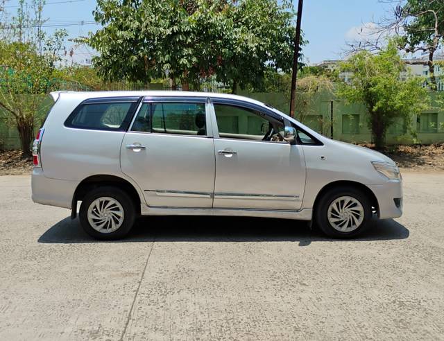 https://images10.gaadi.com/usedcar_image/4529441/original/40c17b7034af8cb07c212f5ca3a3208d.jpg?imwidth=6401