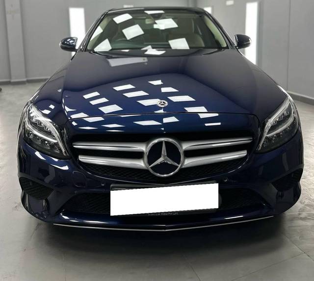 https://images10.gaadi.com/usedcar_image/4529449/original/processed_49f376ab096c62ae8a538e71946aa43e.jpg?imwidth=6402