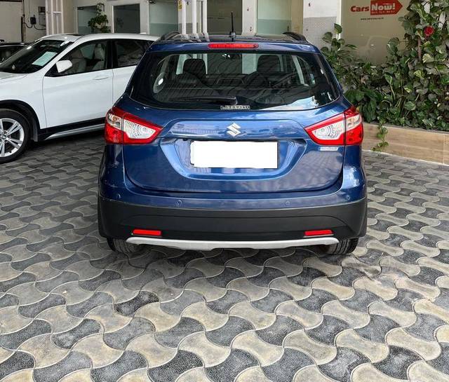 https://images10.gaadi.com/usedcar_image/4529474/original/processed_07916072ec910d379d3543b61ef7b27a.jpg?imwidth=6402