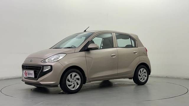 https://images10.gaadi.com/usedcar_image/4529479/original/7bdf3e0210b48cf2c9cb845de54791d9.JPG?imwidth=6400