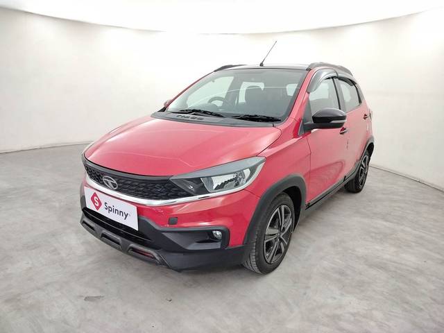 https://images10.gaadi.com/usedcar_image/4529505/original/6e55dd83aeceb1a6c9ef7d9affa908e1.jpg?imwidth=6400