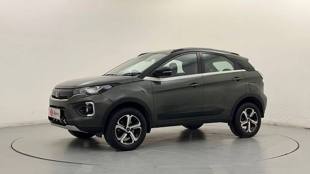 https://images10.gaadi.com/usedcar_image/4529513/original/7481b2a091e3afee6f7cc18602b808ee.JPG?imwidth=6400