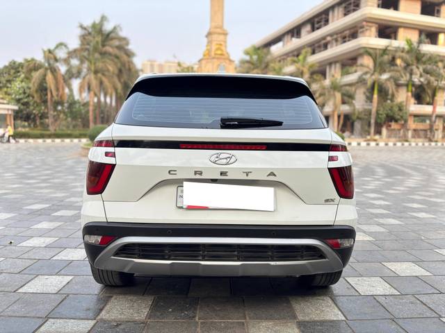 https://images10.gaadi.com/usedcar_image/4529523/original/processed_590170e8efe26a07c73275b568ba1a67.jpg?imwidth=6402