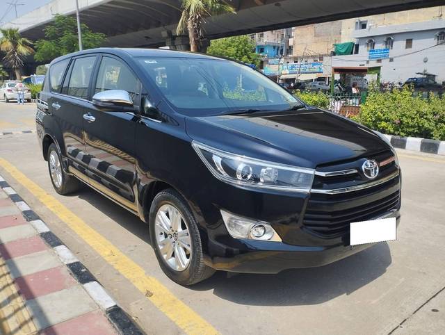 https://images10.gaadi.com/usedcar_image/4529531/original/processed_6a774298bee34e9ee165787e57b2abfa.jpg?imwidth=6400