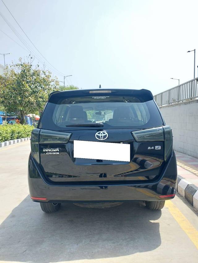 https://images10.gaadi.com/usedcar_image/4529531/original/processed_9214c5a8311dd9c7a758127cc3094940.jpg?imwidth=6402