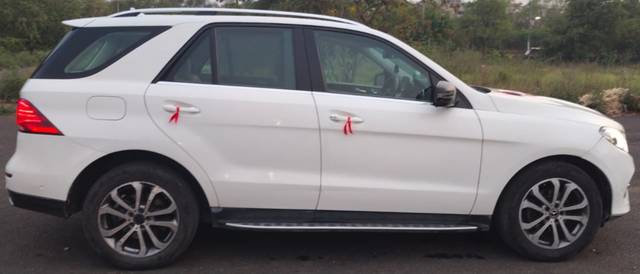 https://images10.gaadi.com/usedcar_image/4529539/original/518c978575129ad4ef86e2b87a0e4a71.jpg?imwidth=6401