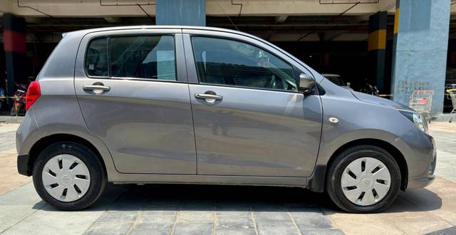 https://images10.gaadi.com/usedcar_image/4529543/original/processed_8d5c3b2d86dcd7d2f68d543ade02adf5.jpg?imwidth=6401