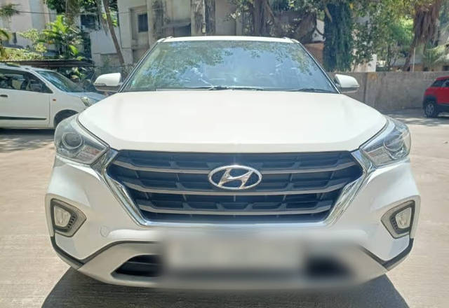 https://images10.gaadi.com/usedcar_image/4529549/original/5965fe4f-7b17-451e-87b1-672749e7f846.?imwidth=6400