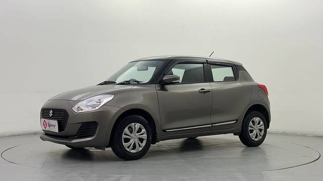 https://images10.gaadi.com/usedcar_image/4529555/original/de06e36319f68e7a89bfa5a492d34fcc.JPG?imwidth=6400