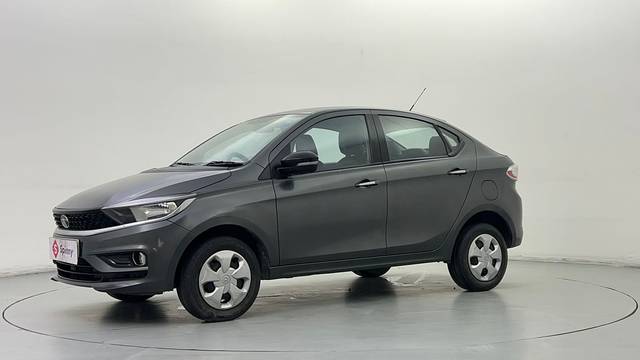 https://images10.gaadi.com/usedcar_image/4529556/original/e6f1b0c51e146cf5ef52dc07dd6f932b.JPG?imwidth=6400