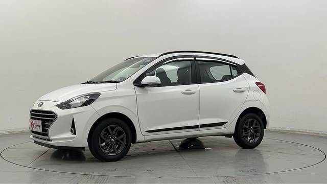 https://images10.gaadi.com/usedcar_image/4529584/original/8c6cdd47e96da80dd0f0f130b1bc99b0.JPG?imwidth=6400