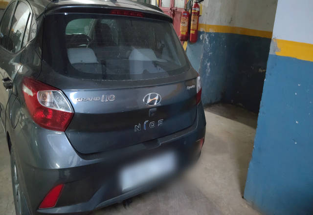 https://images10.gaadi.com/usedcar_image/4529608/original/1a3d517e-60c0-47e8-8f37-81836b77ac7c.?imwidth=6402